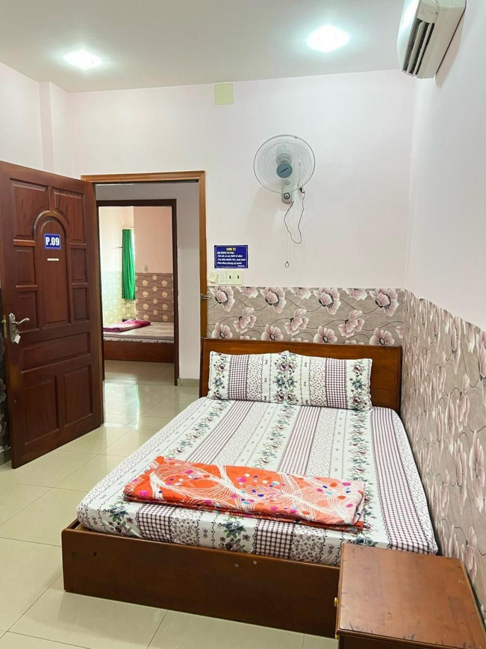 Khach San Khanh Du - Khanh Du Hotel Bien Hoa Exteriér fotografie